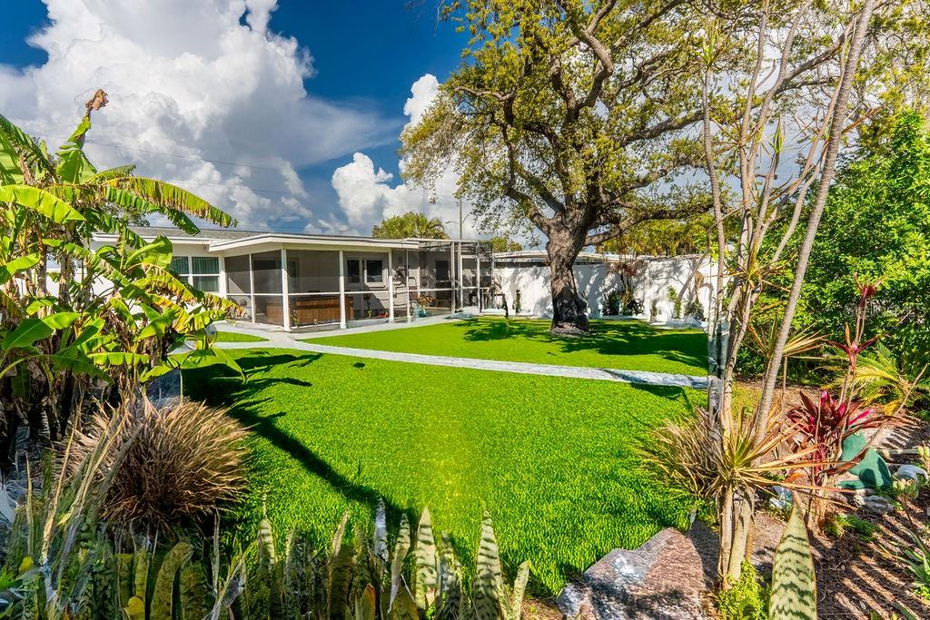 301 41 Ave, St Pete Beach, FL 33706 photo