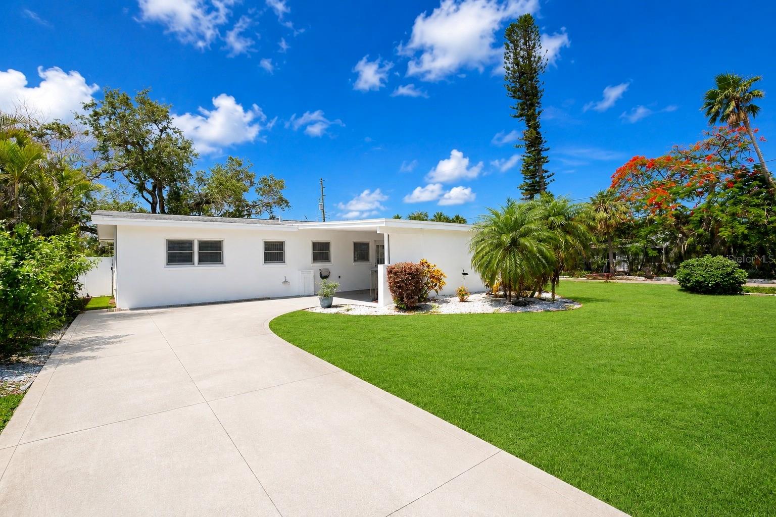 301 41 Ave, St Pete Beach, FL 33706 photo