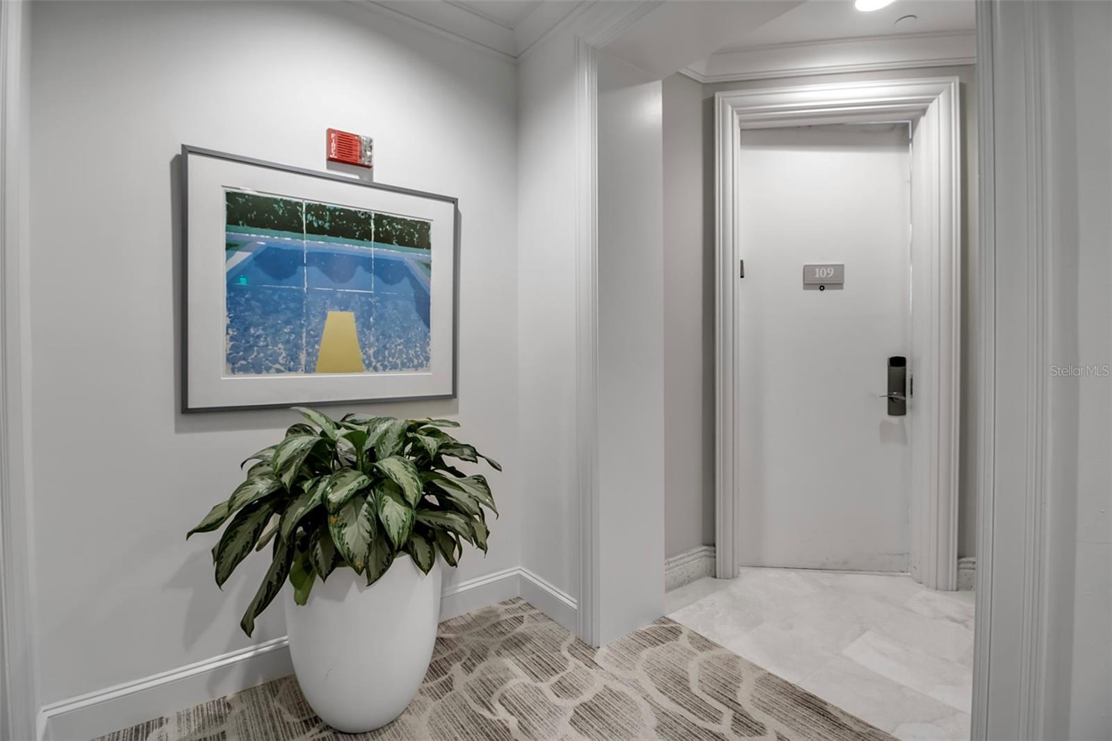 1241 Gulf Of Mexico Dr #109, Longboat Key, FL 34228 photo