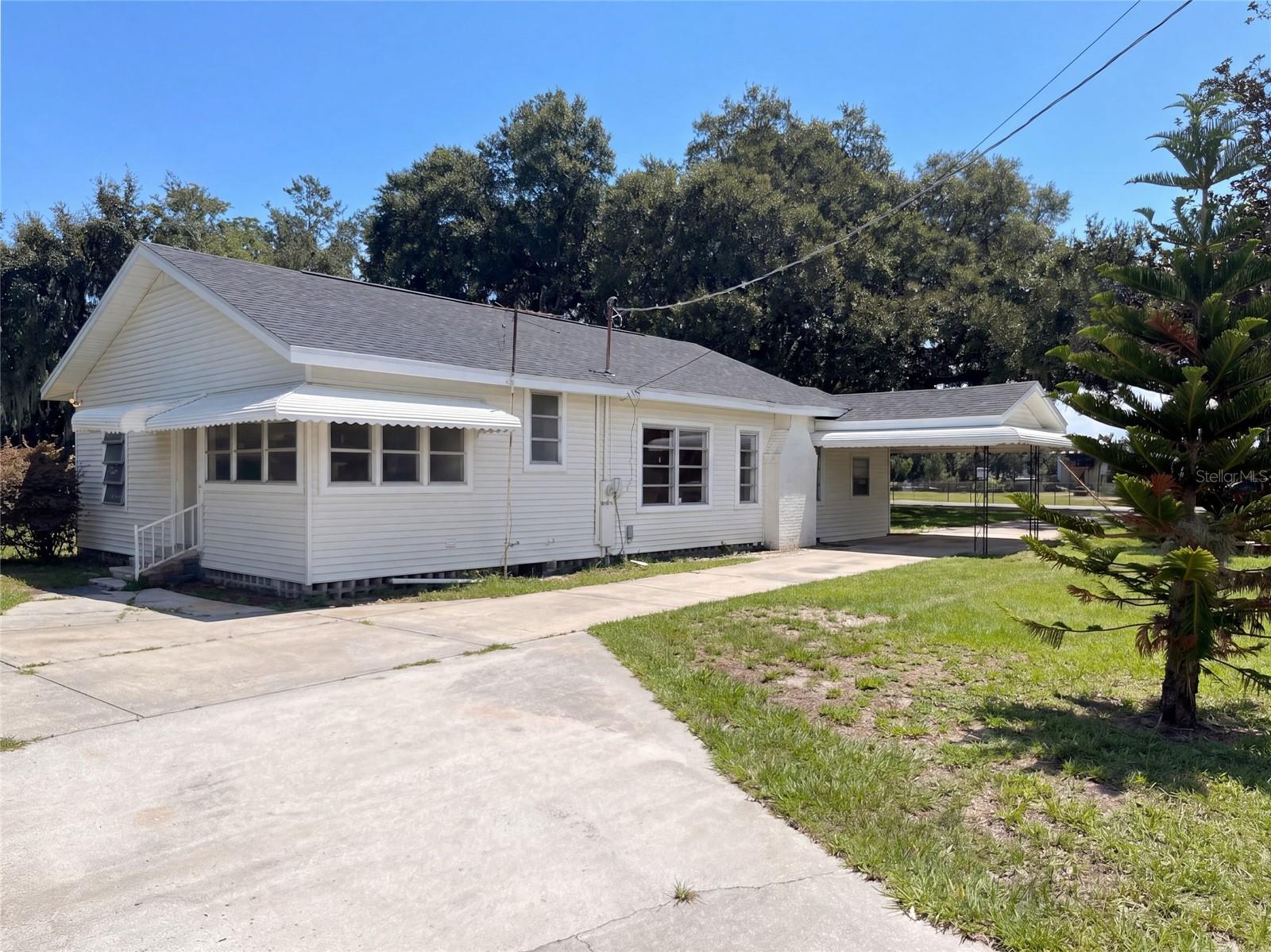 4805 Coronet Rd, Plant City, FL 33566