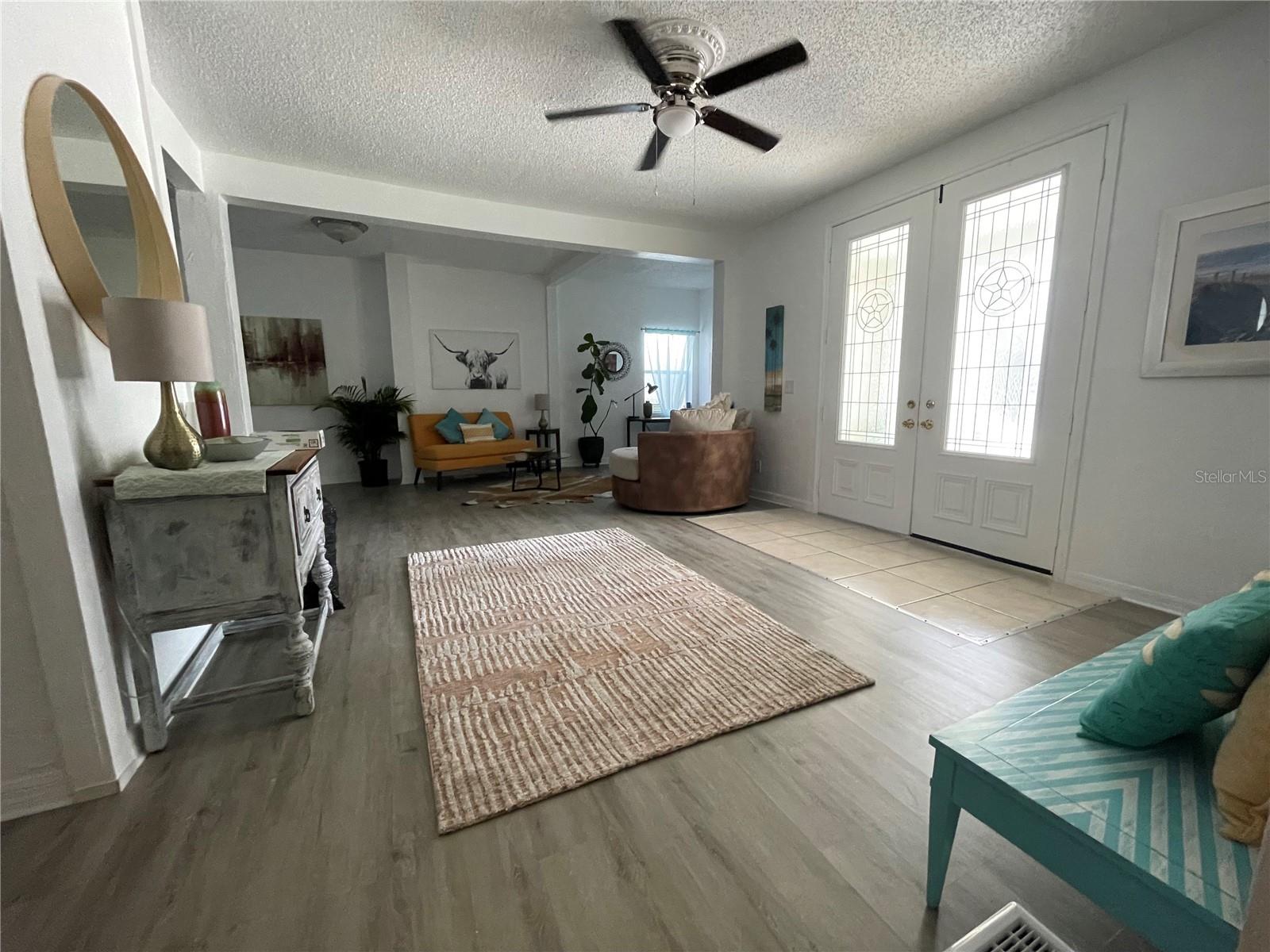 717 Dartmoor St, Saint Petersburg, FL 33701 photo