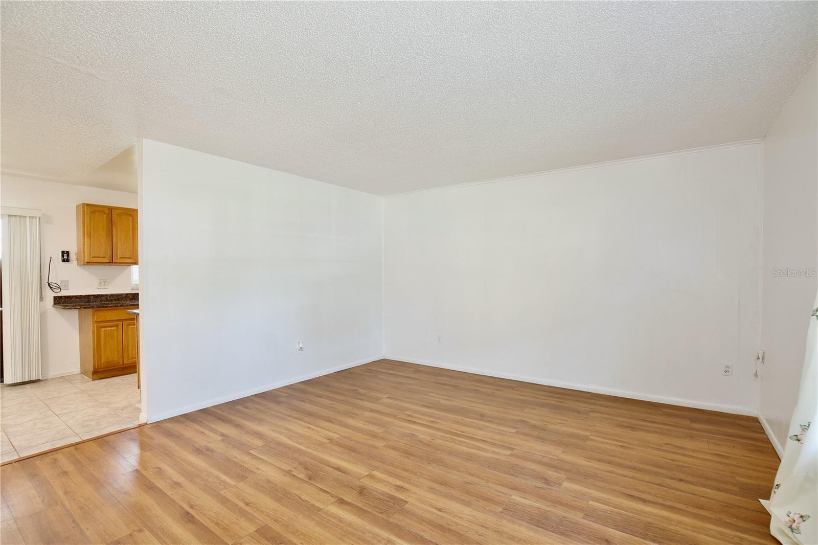 2319 Continental Blvd, Orlando, FL 32808 photo