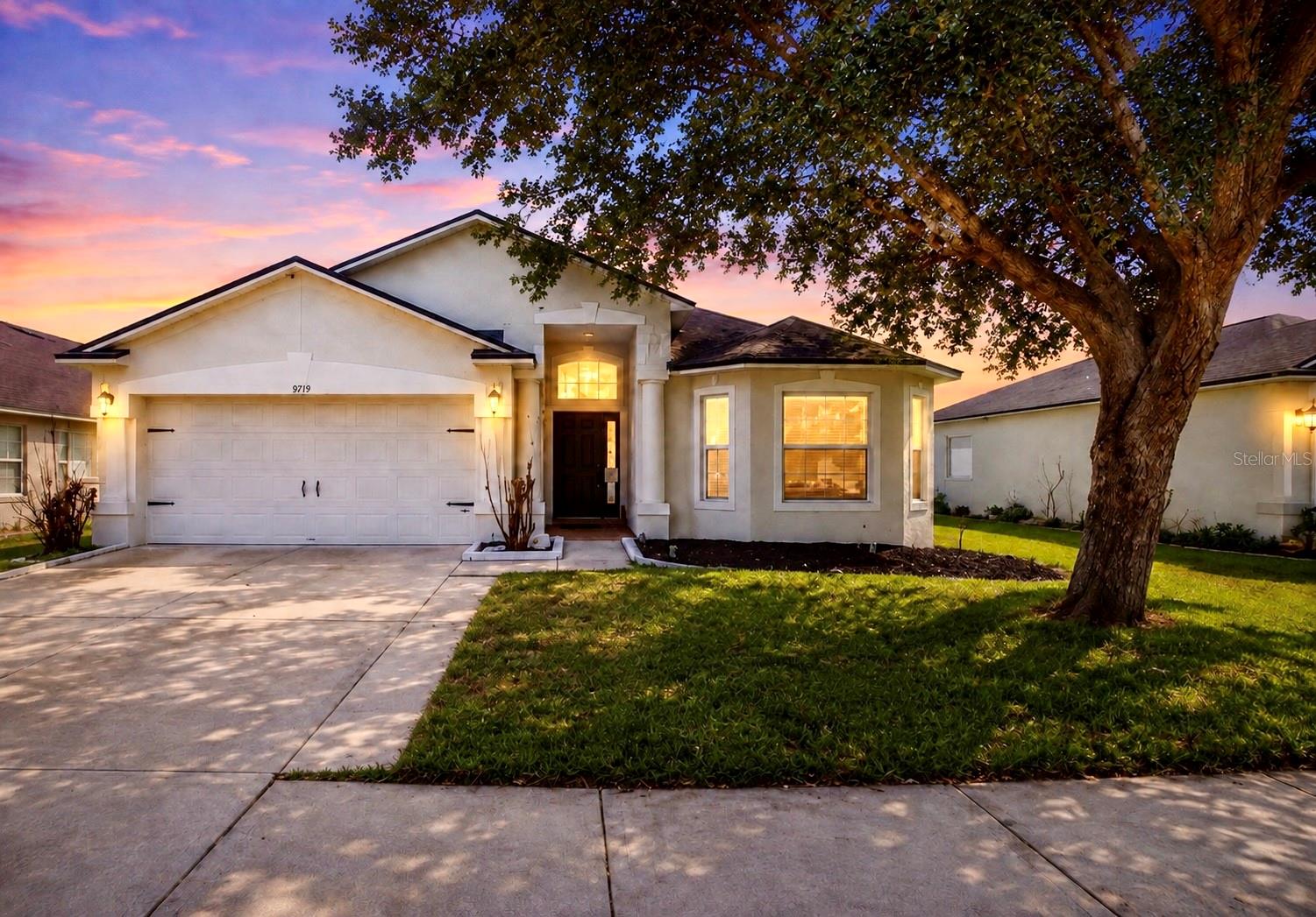4828 Wessex Way, Land O Lakes, FL 34639 photo