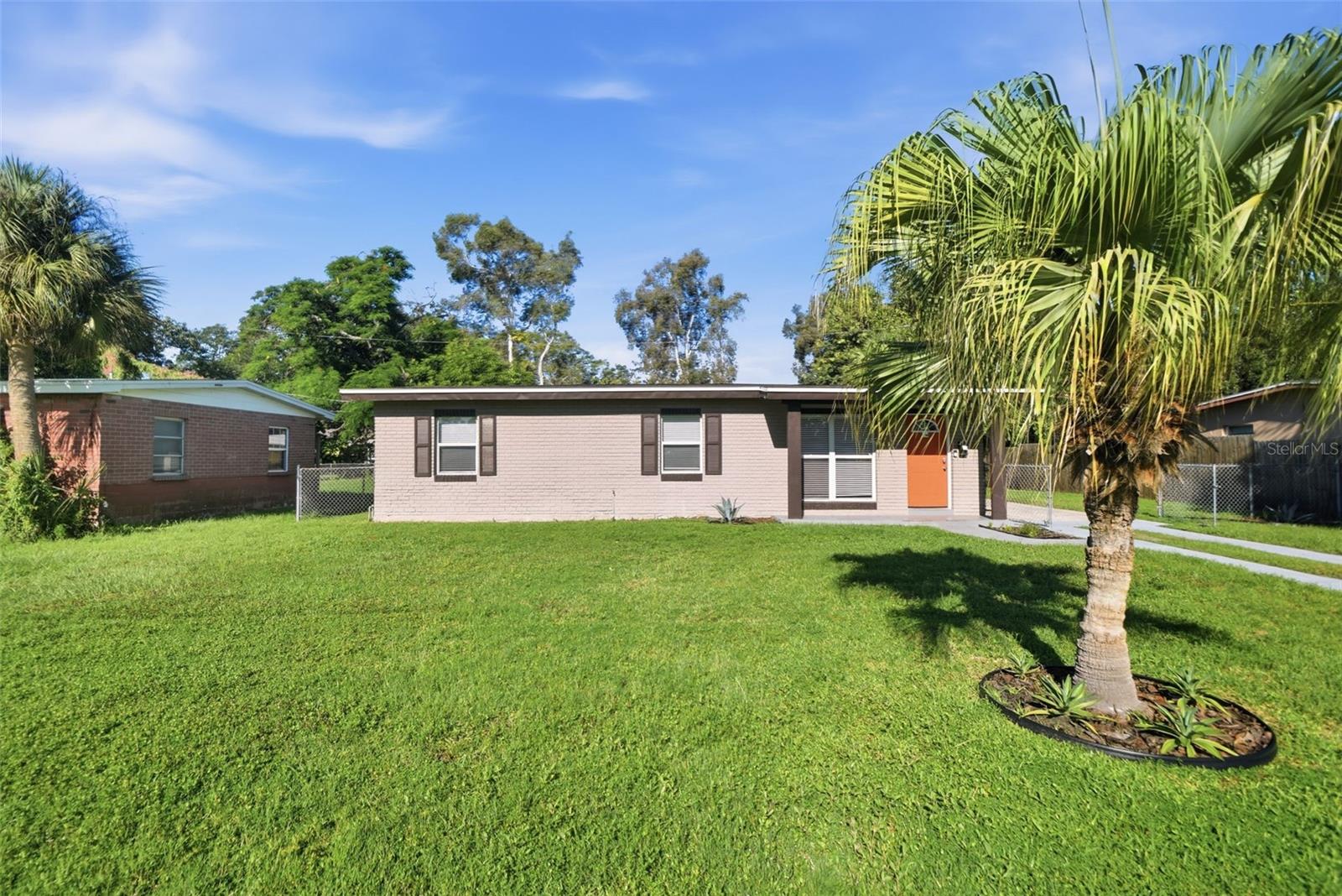 4359 Neptune Dr, Saint Petersburg, FL 33705