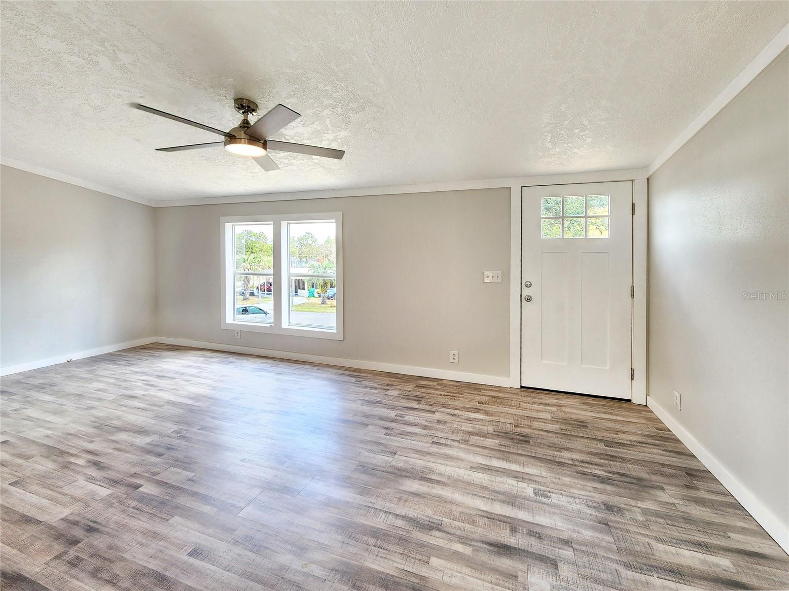 88 N Saturn Ave, Inverness, FL 34453 photo