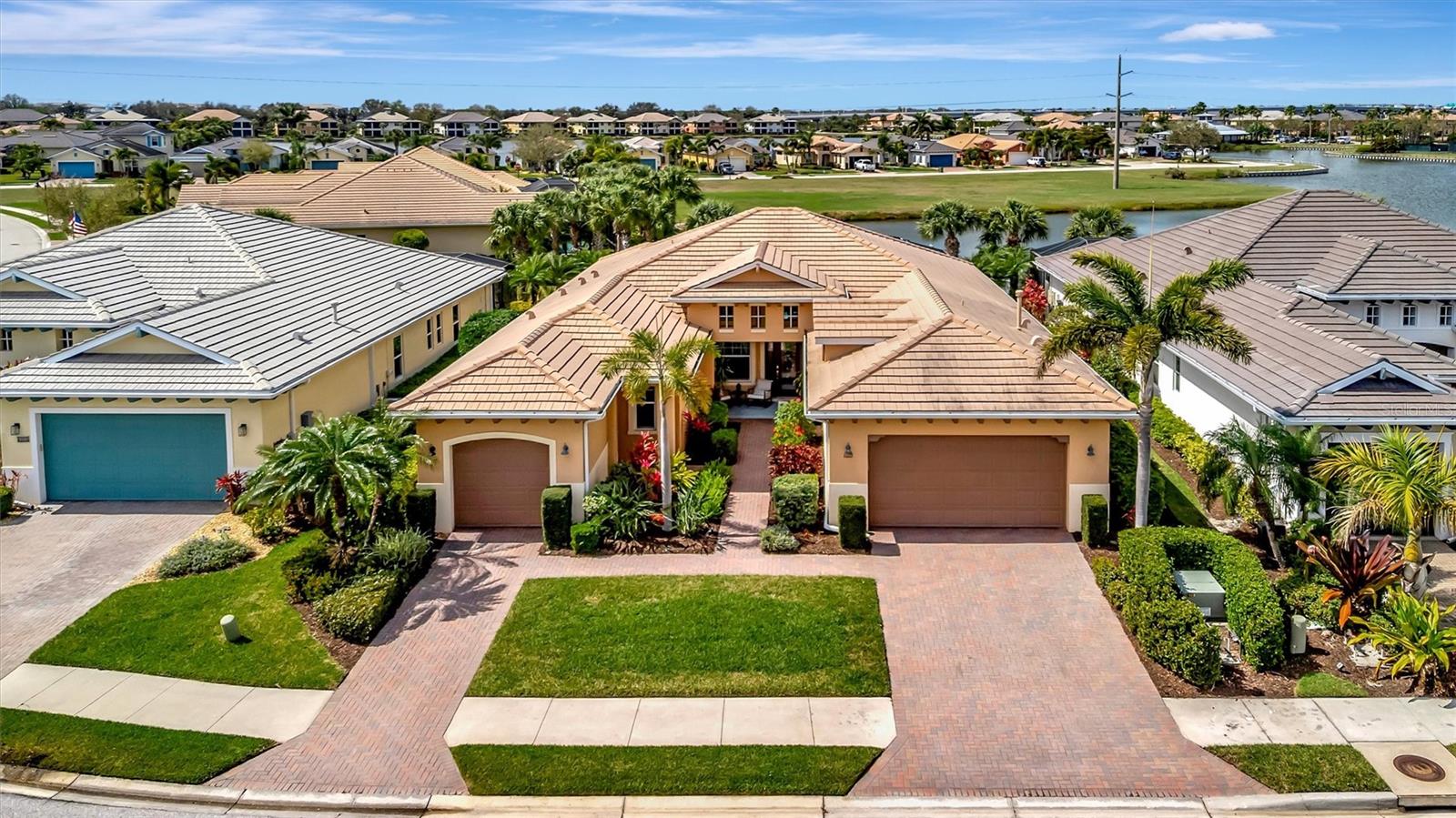 1022 Kestrel Ct, Bradenton, FL 34208 photo