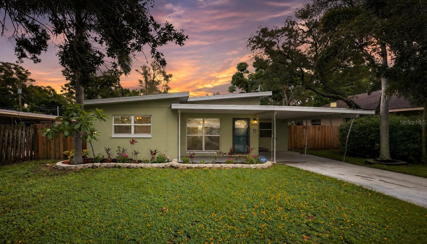 2125 Hercules Ave, Clearwater, FL 33763
