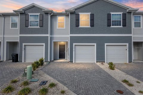 Townhouse in NEWBERRY FL 13818 NW 9TH ROAD.jpg