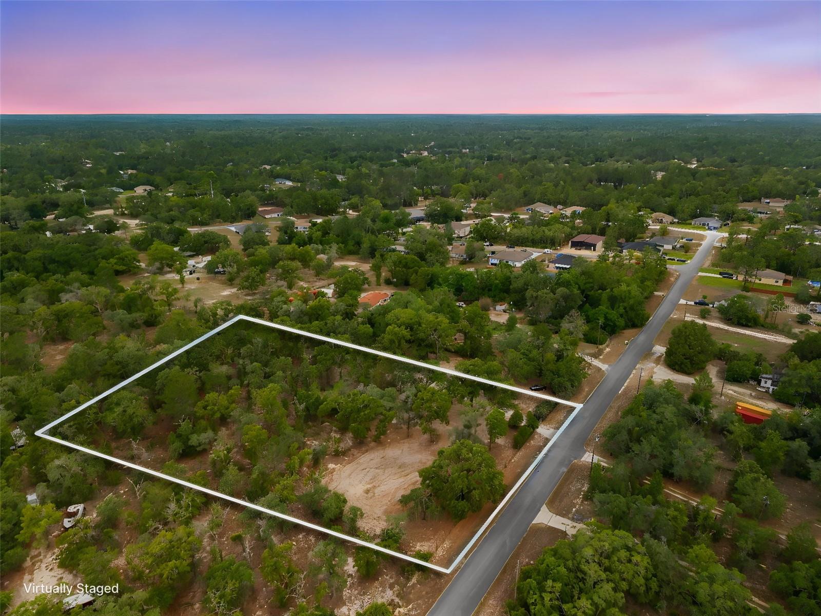 12055 Finch Rd, Weeki Wachee, FL 34614