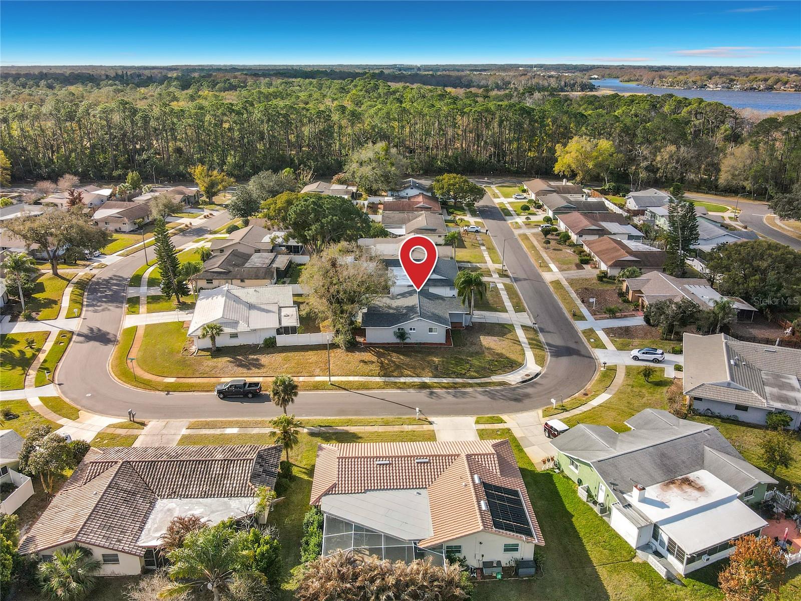 819 Helmsman Way, Palm Harbor, FL 34685 photo