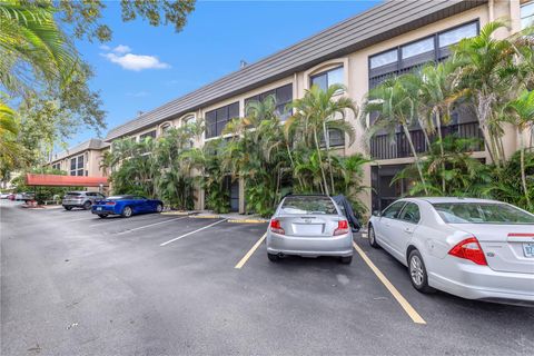 Condominium in SARASOTA FL 3700 S OSPREY AVENUE #122.jpg