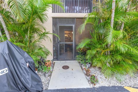 Condominium in SARASOTA FL 3700 S OSPREY AVENUE #122 1.jpg
