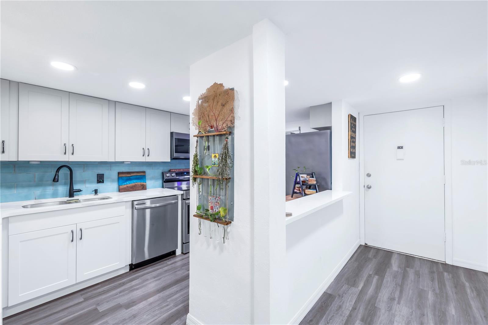 Condominium in SARASOTA FL 3700 S OSPREY AVENUE #122 19.jpg