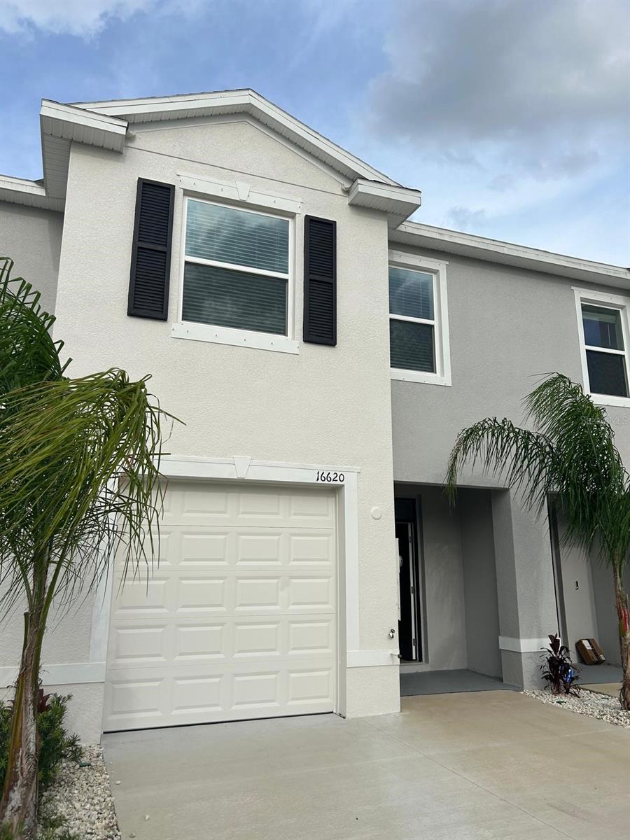 16620 Grotto Steam Pl, Wimauma, FL 33598