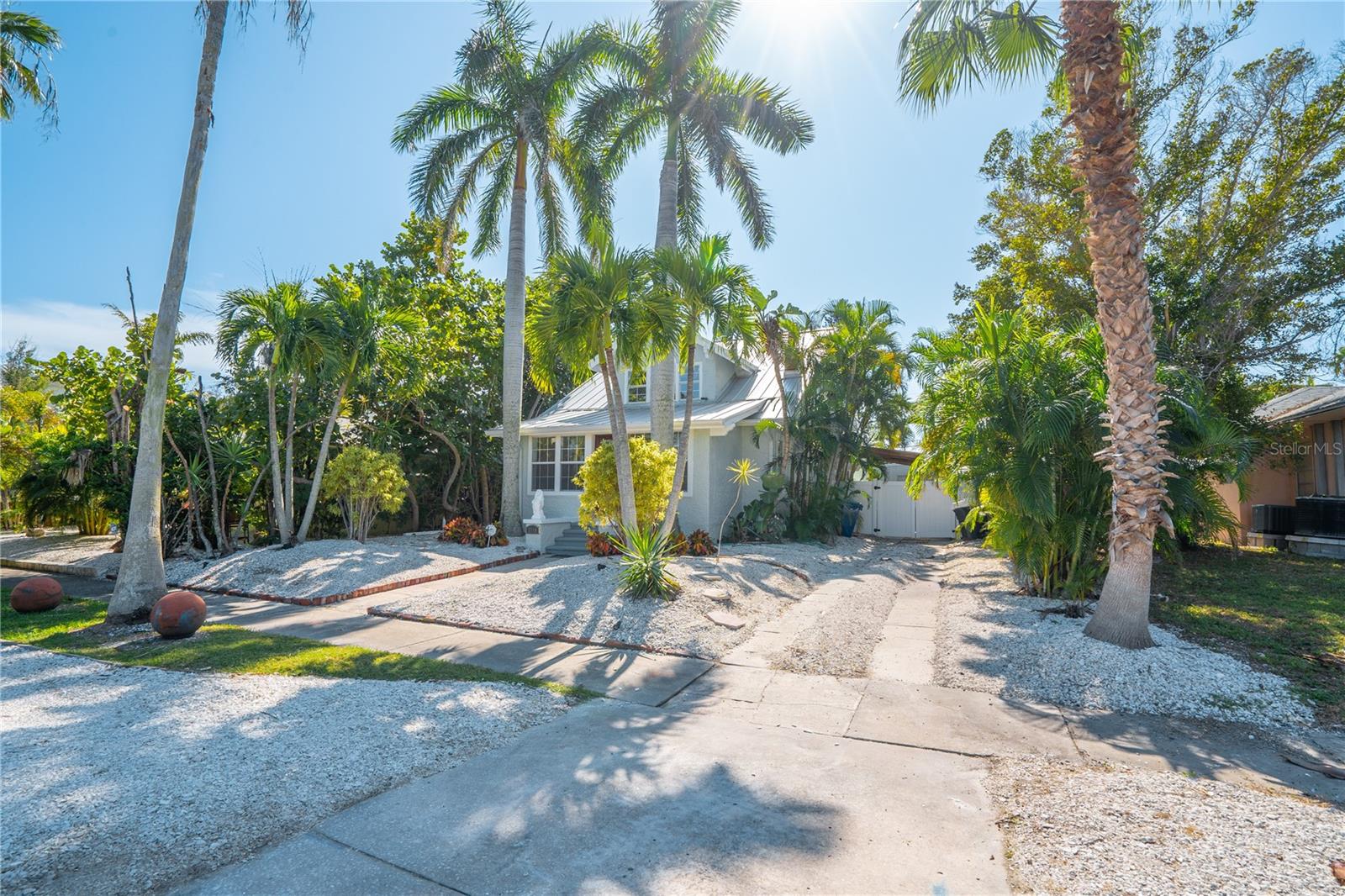 3310 E Maritana Dr, St Pete Beach, FL 33706 photo