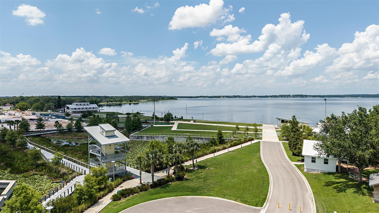 241 Streamwater Way, Groveland, FL 34736 photo