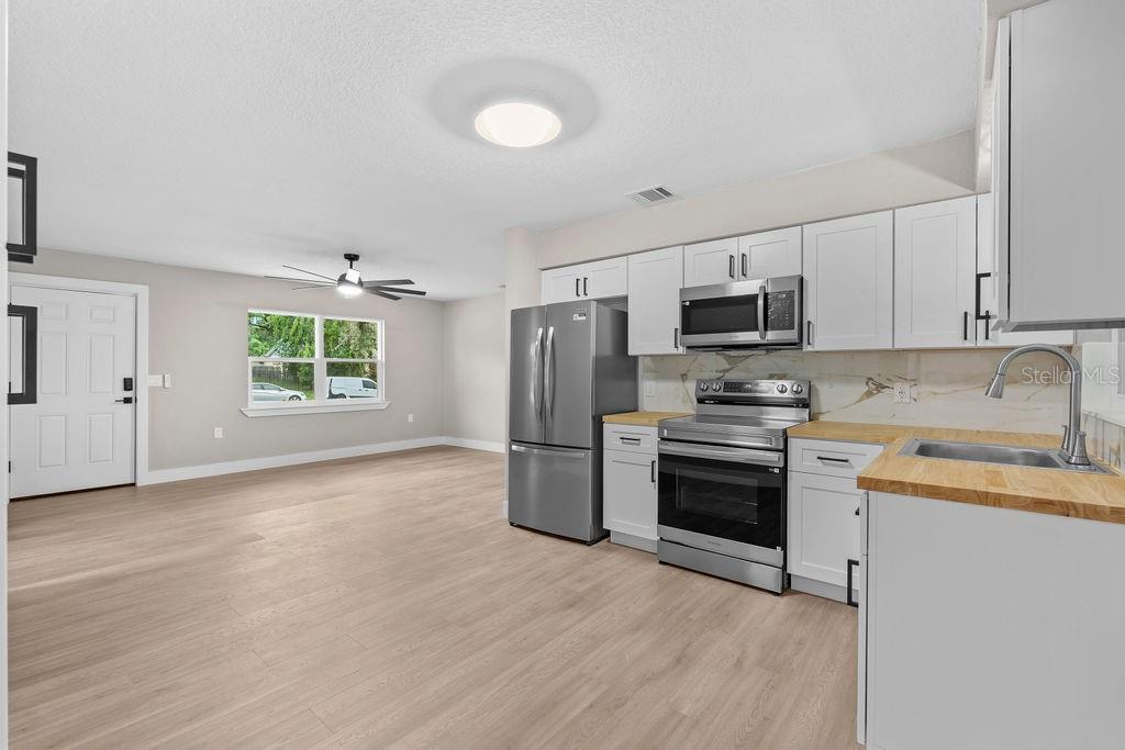 5399 Mustang Way, Orlando, FL 32810 photo