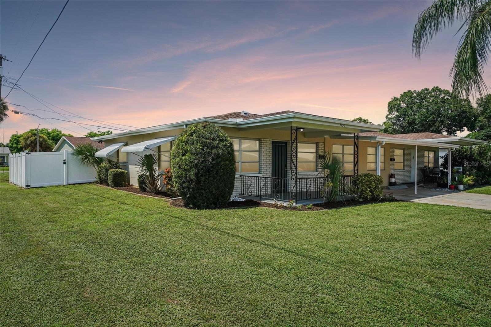 3700 59 St, Saint Petersburg, FL 33710 photo