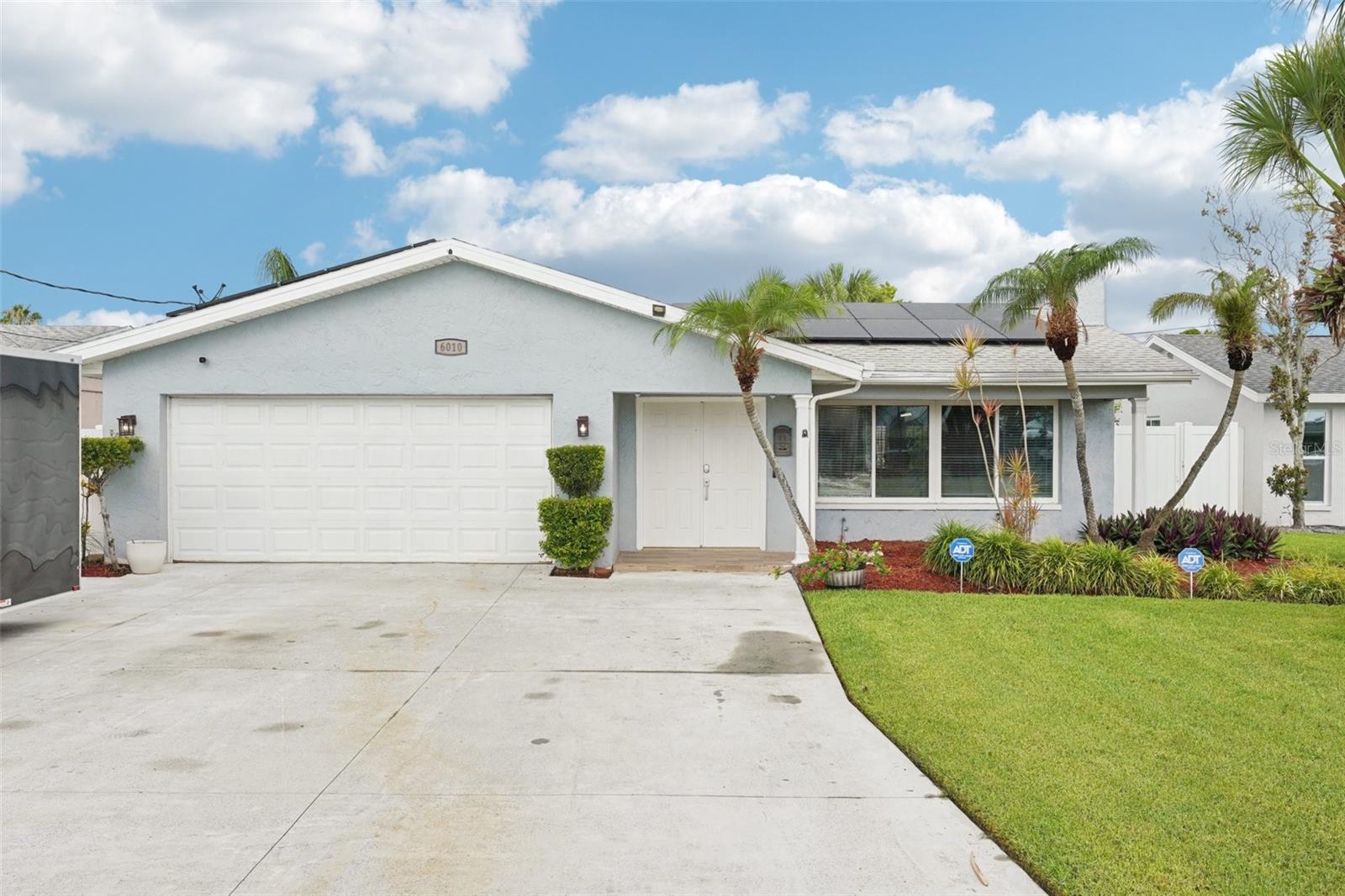6010 Bayou Grande Blvd, Saint Petersburg, FL 33703