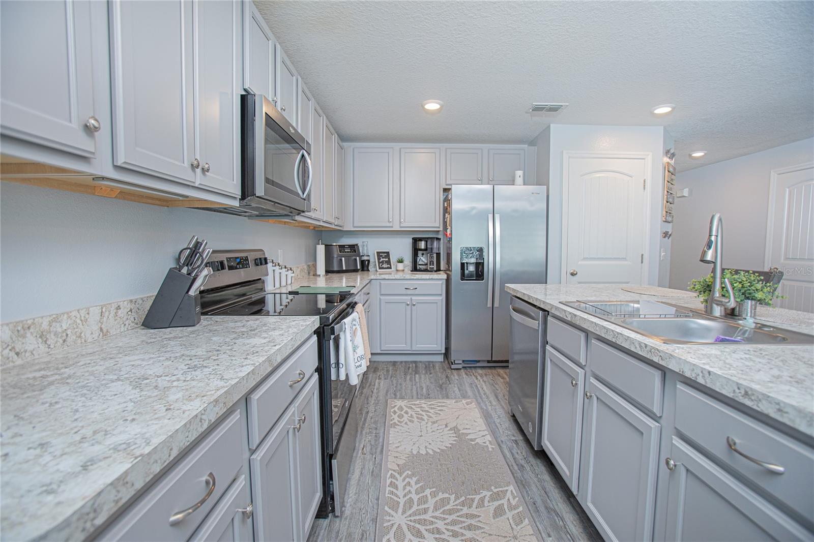 214 Linda Ln, Auburndale, FL 33823 photo