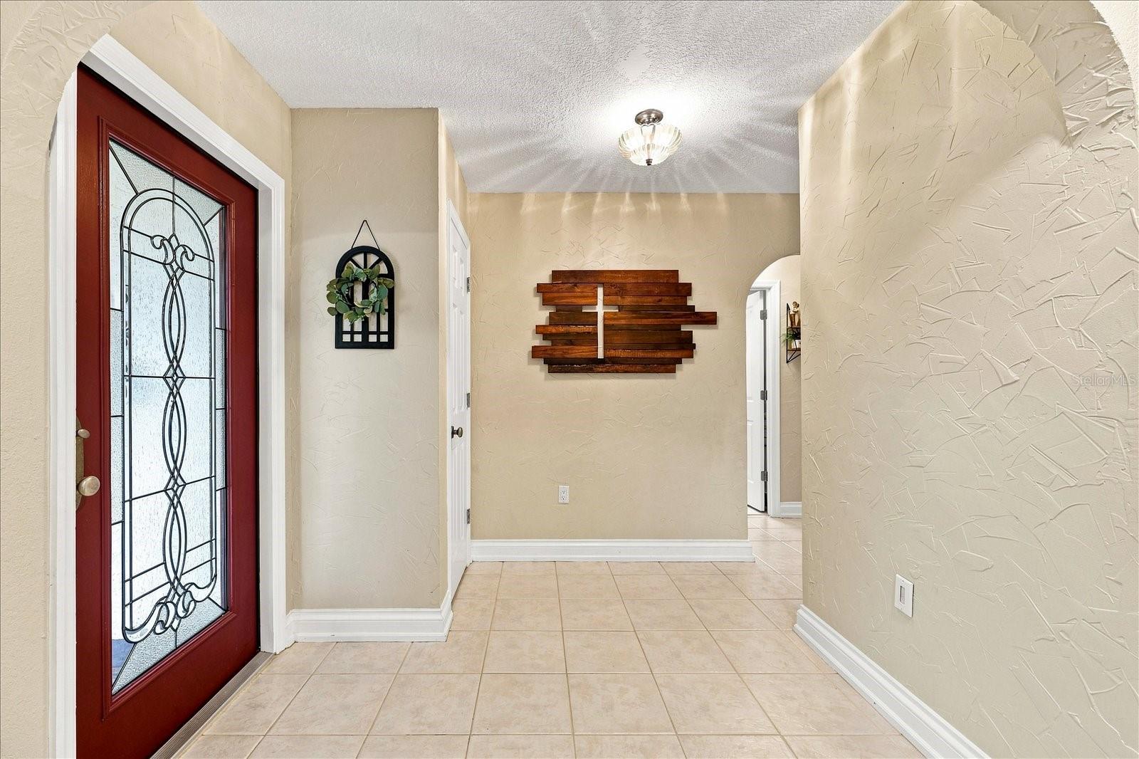 8805 Kenwood Rd, Seminole, FL 33777 photo