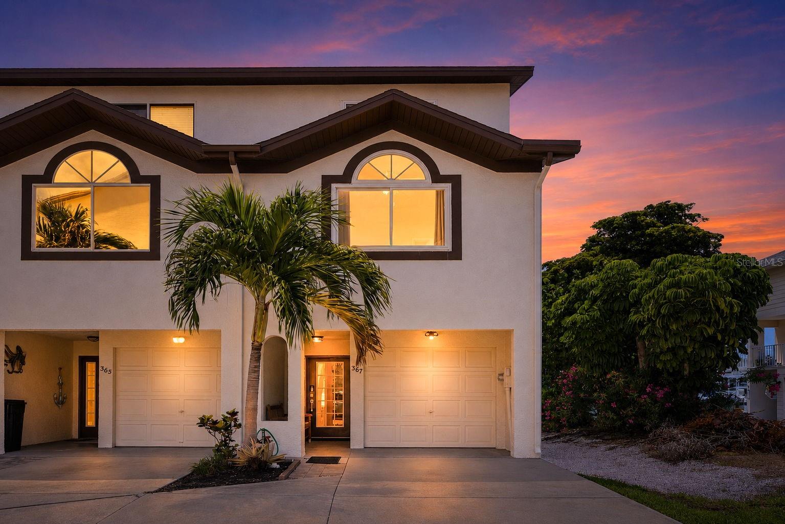 367 Madeira Cir, Tierra Verde, FL 33715