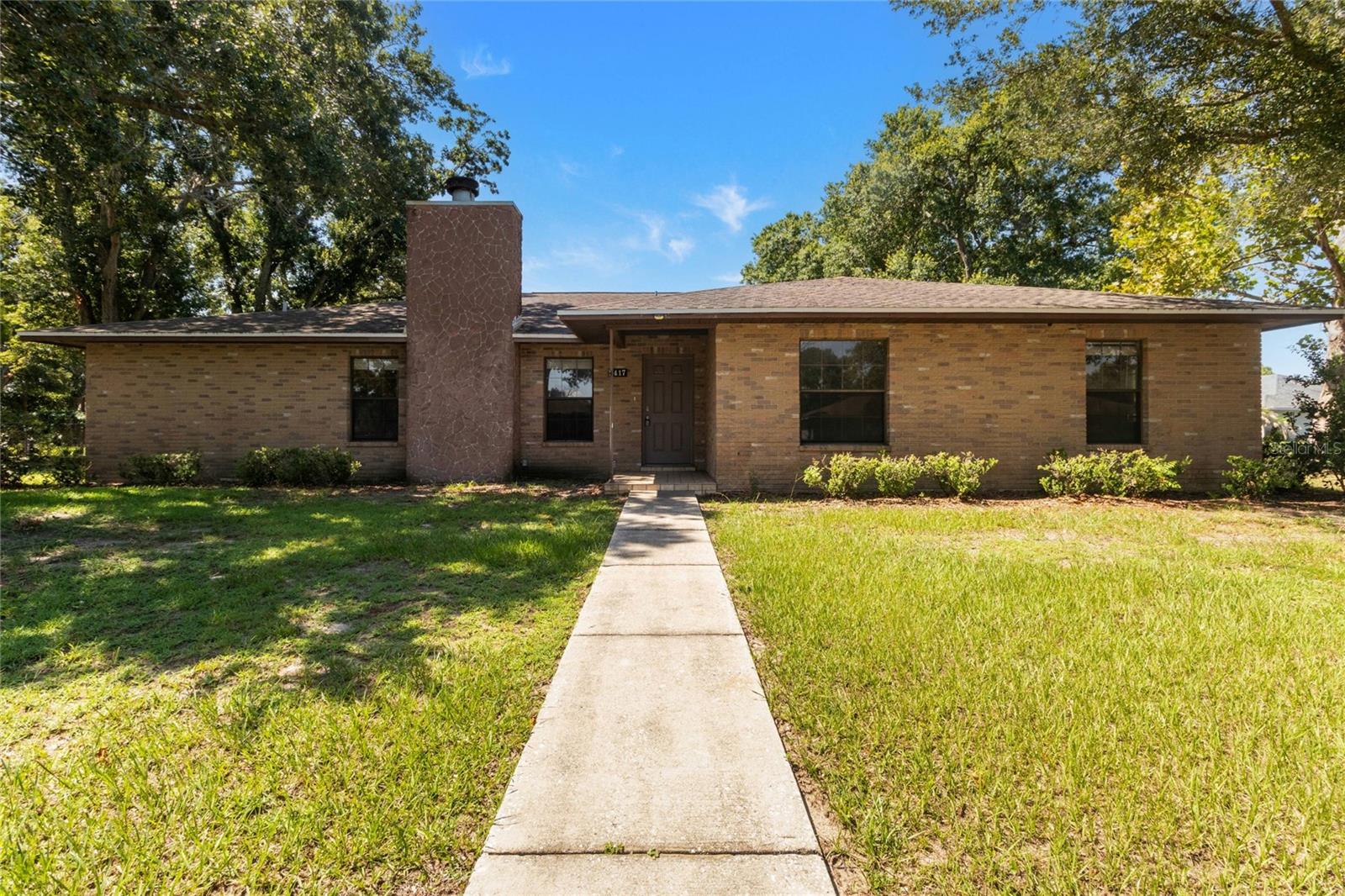 2417 Roslyn Ln, Lakeland, FL 33812