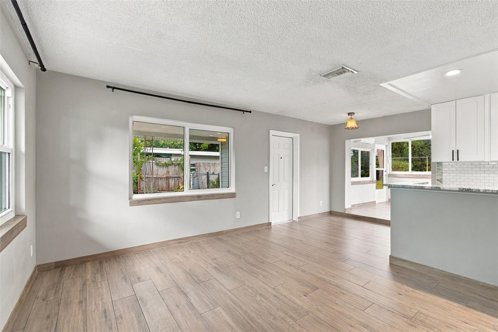 2315 Amherst Ave, Bradenton, FL 34207 photo