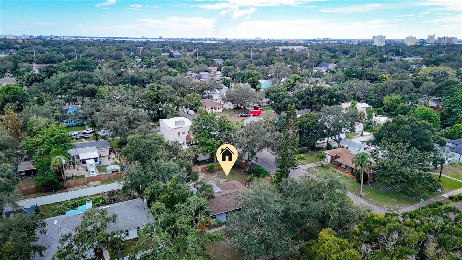 6190 2 Ave, Saint Petersburg, FL 33707 photo