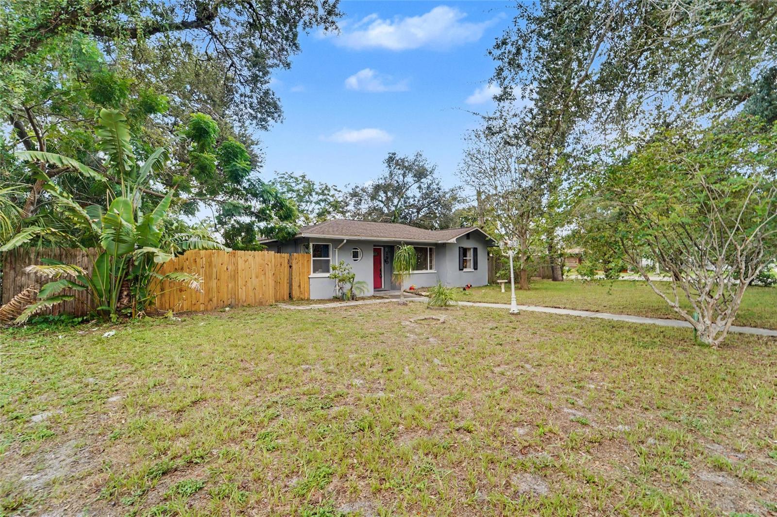 6190 2 Ave, Saint Petersburg, FL 33707 photo