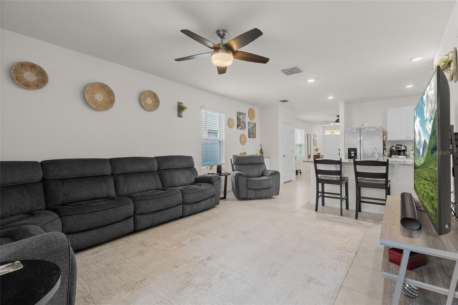 1452 Cumberland Ave, Davenport, FL 33837 photo