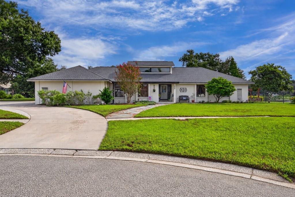 906 Retriever Ave, Seffner, FL 33584 photo
