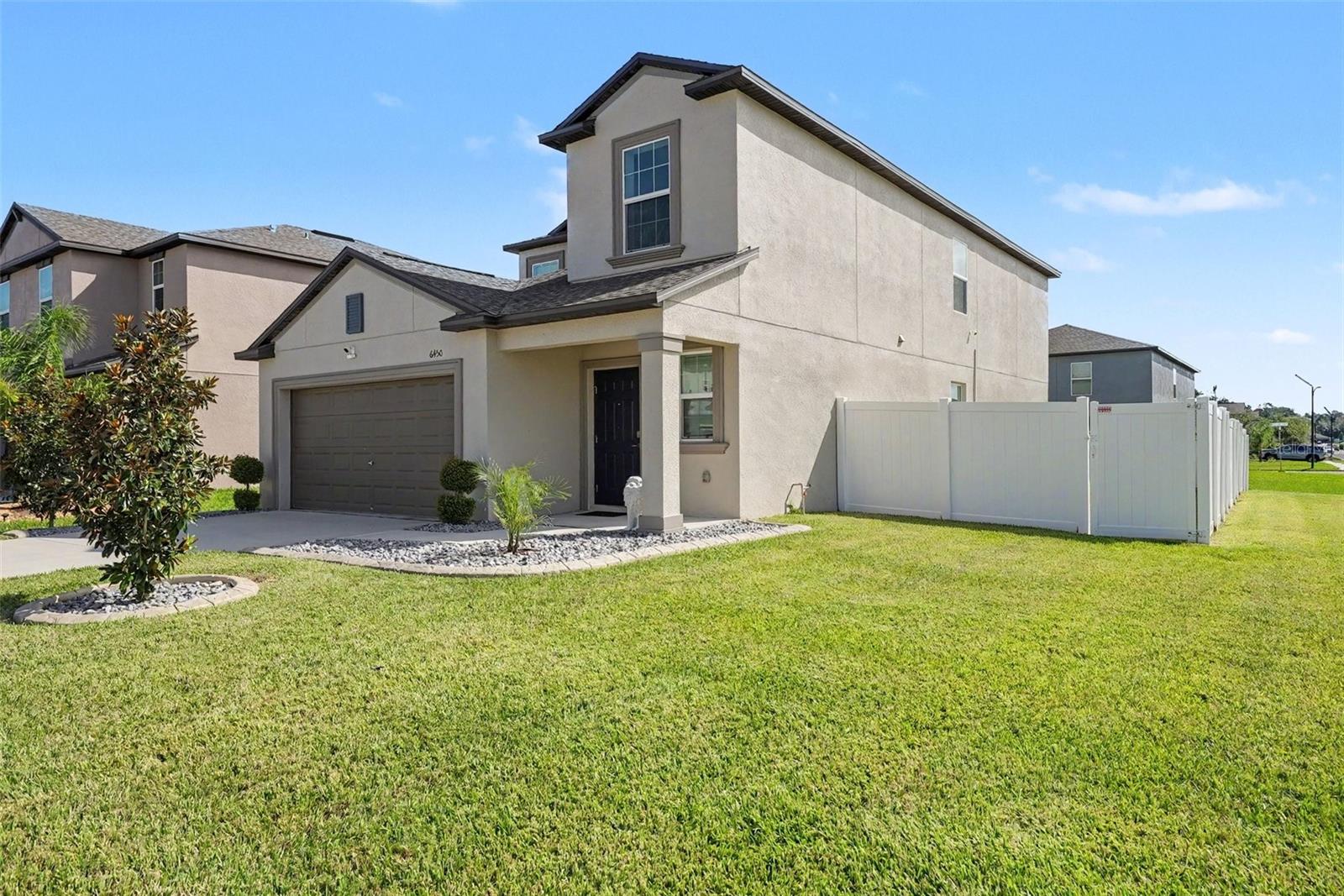 6450 Back 40 Loop, Zephyrhills, FL 33541 photo