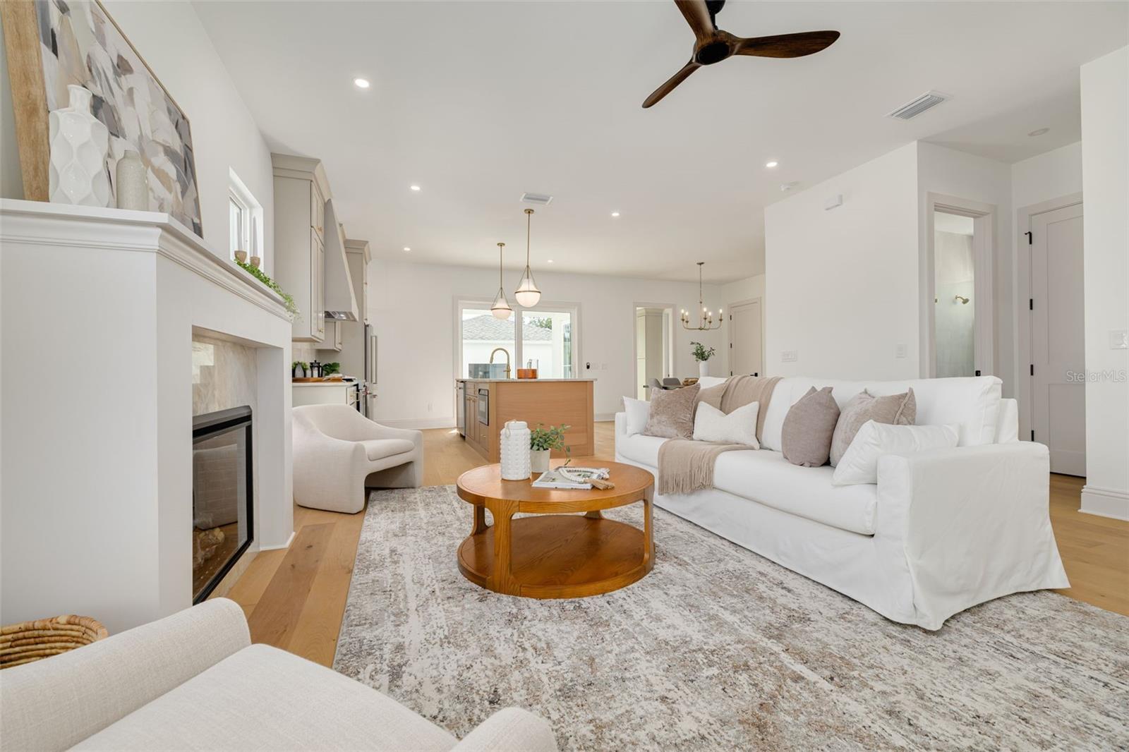 945 29 St, Saint Petersburg, FL 33713 photo
