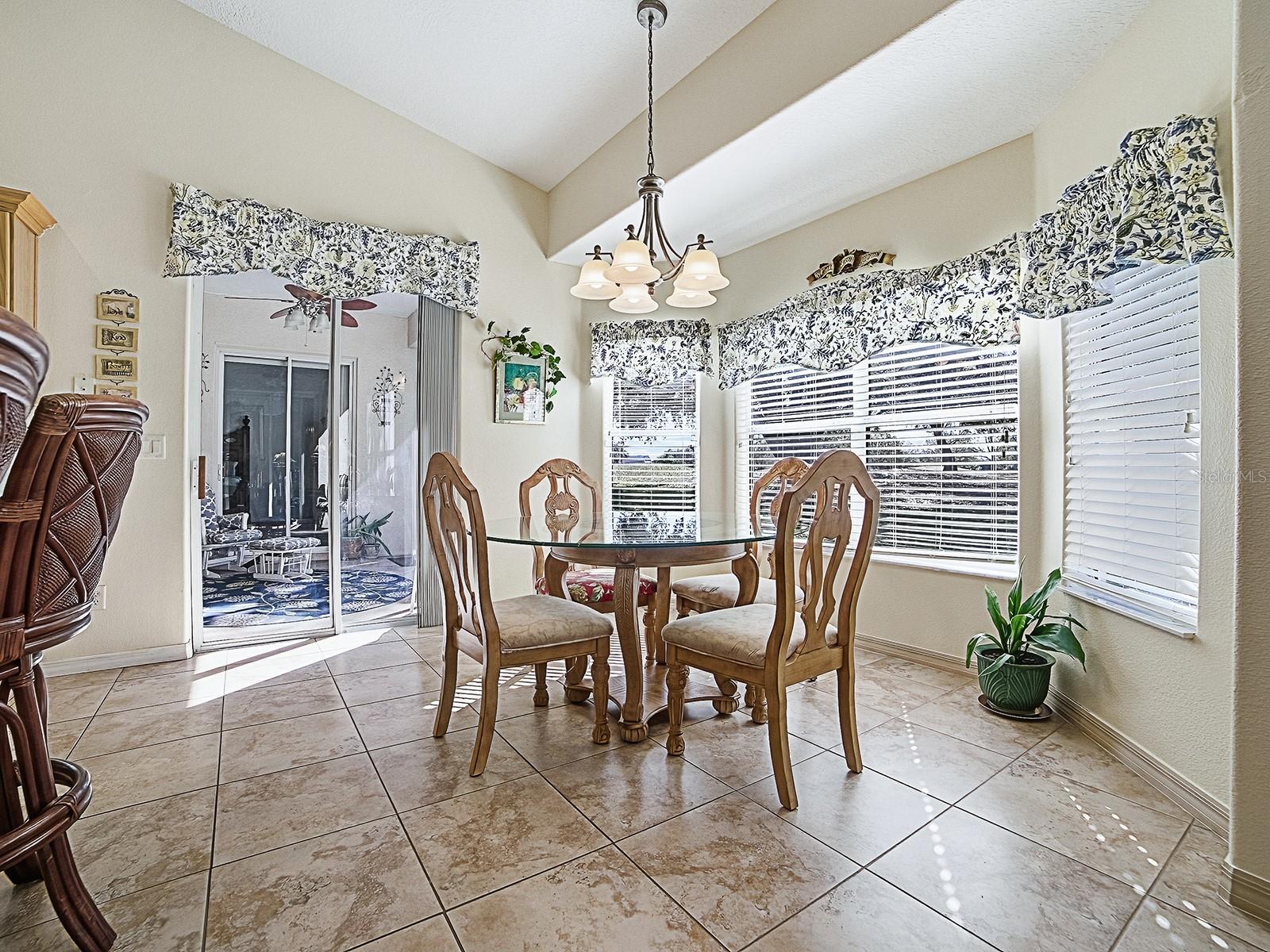 24239 Belle Mede Dr, Leesburg, FL 34748 photo