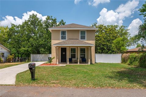 Single Family Residence in LAKELAND FL 1105 WATERSEDGE DRIVE.jpg