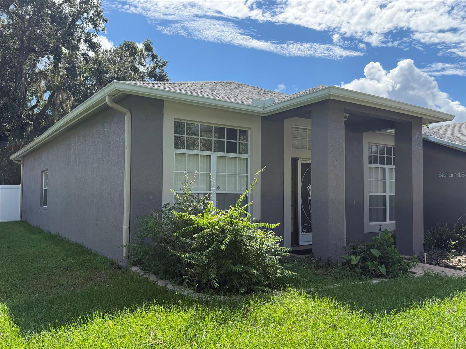 1904 Samantha Ln, Valrico, FL 33594 photo