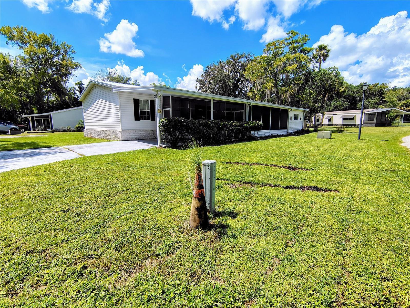 25 Canal Way, Lake Panasoffkee, FL 33538 photo