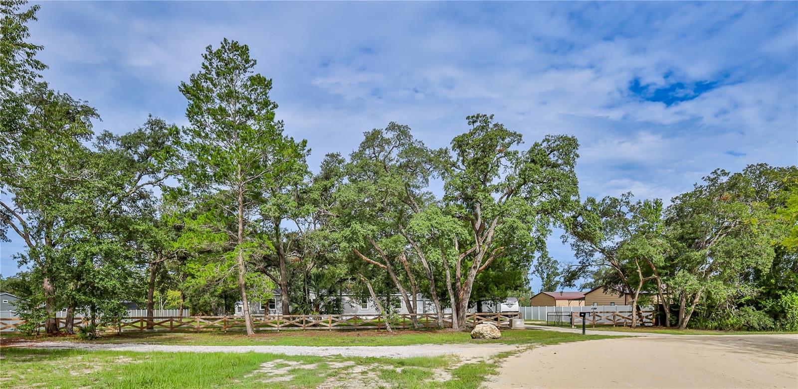 11293 Cleever St, Weeki Wachee, FL 34614 photo