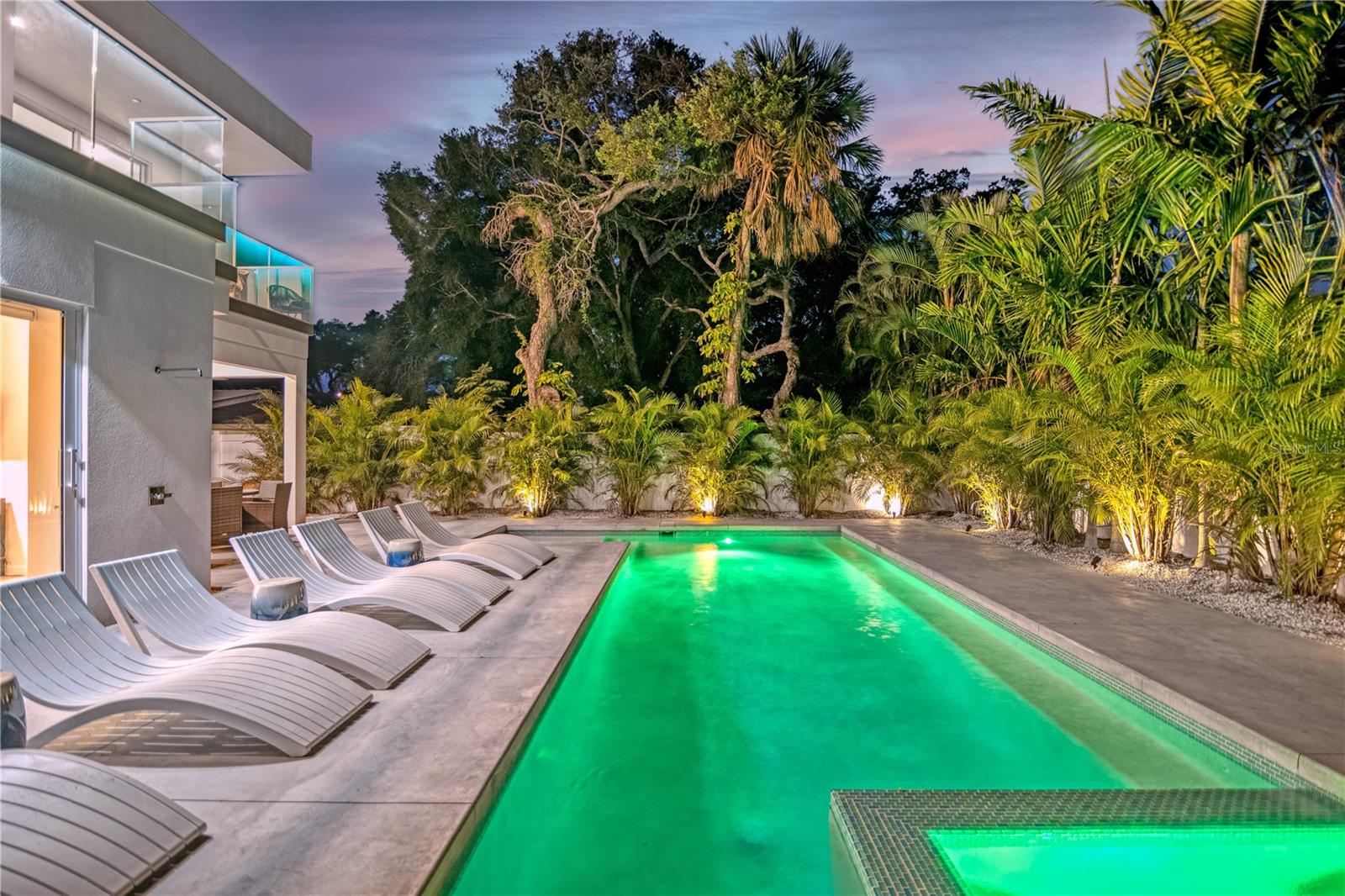 Single Family Residence in SARASOTA FL 2327 HILLVIEW STREET 51.jpg