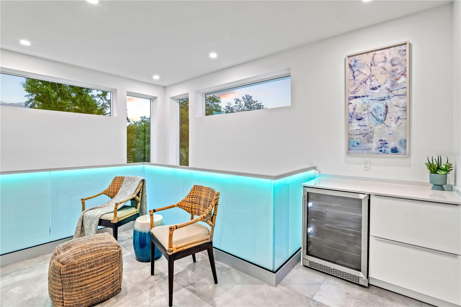 Single Family Residence in SARASOTA FL 2327 HILLVIEW STREET 31.jpg