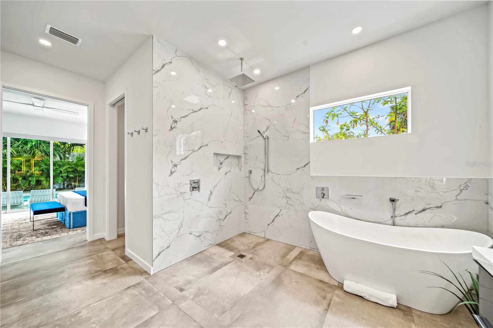 Single Family Residence in SARASOTA FL 2327 HILLVIEW STREET 26.jpg