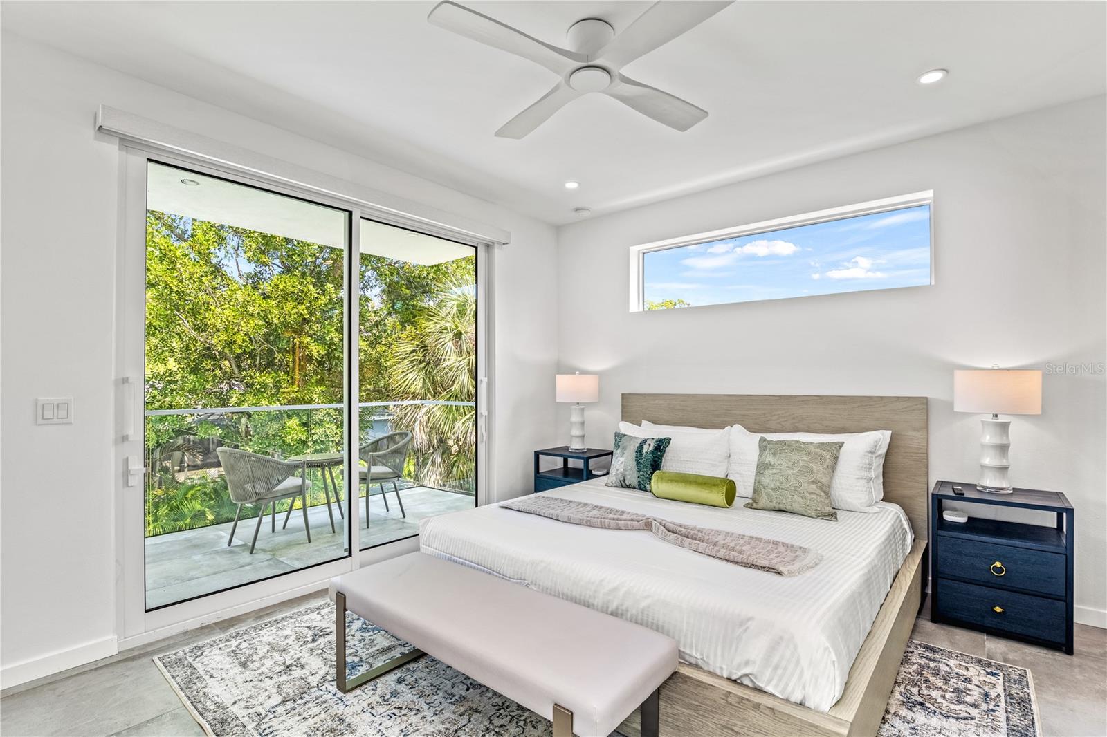 Single Family Residence in SARASOTA FL 2327 HILLVIEW STREET 41.jpg
