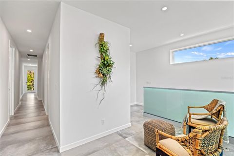 Single Family Residence in SARASOTA FL 2327 HILLVIEW STREET 30.jpg