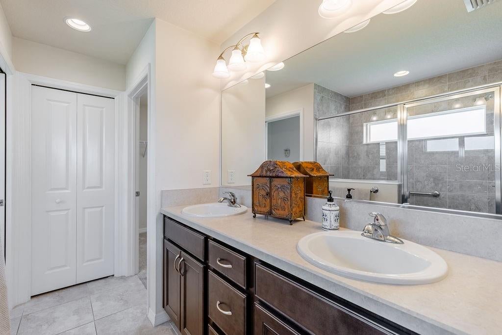 5458 Bacon Terrace, The Villages, FL 32163 photo