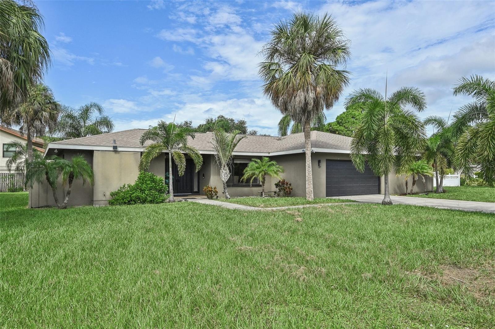 6106 45 St, Bradenton, FL 34210 photo