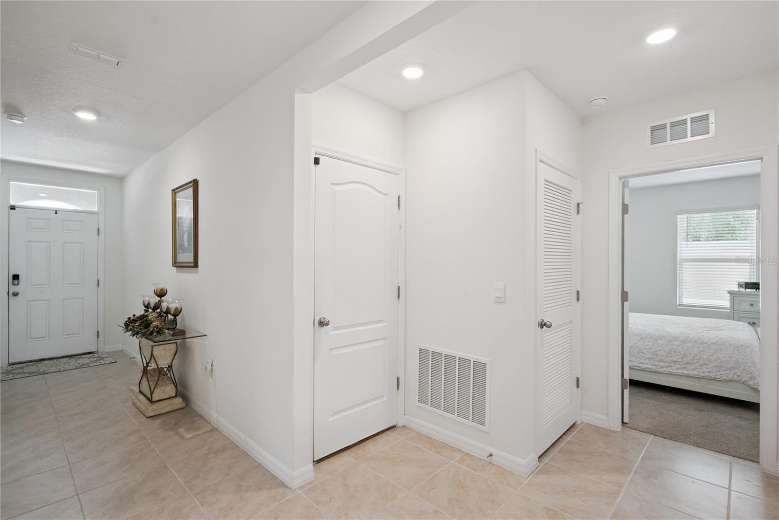 2073 Swanson Dr, Deltona, FL 32738 photo