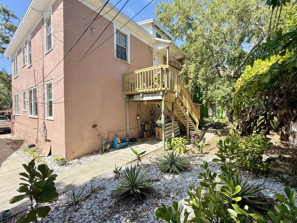 725 14 Ave, Saint Petersburg, FL 33701 photo