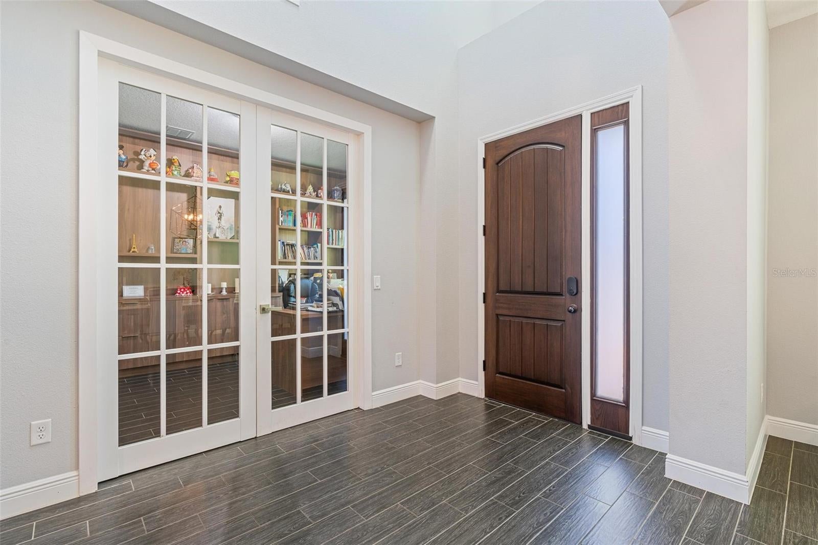 8324 Ludington Cir, Orlando, FL 32836 photo