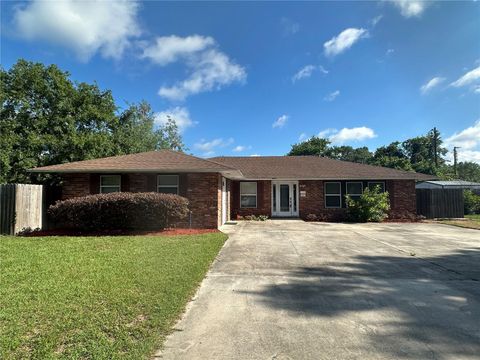 Single Family Residence in LAKE CITY FL 121 SE ARAPAHOE LANE.jpg